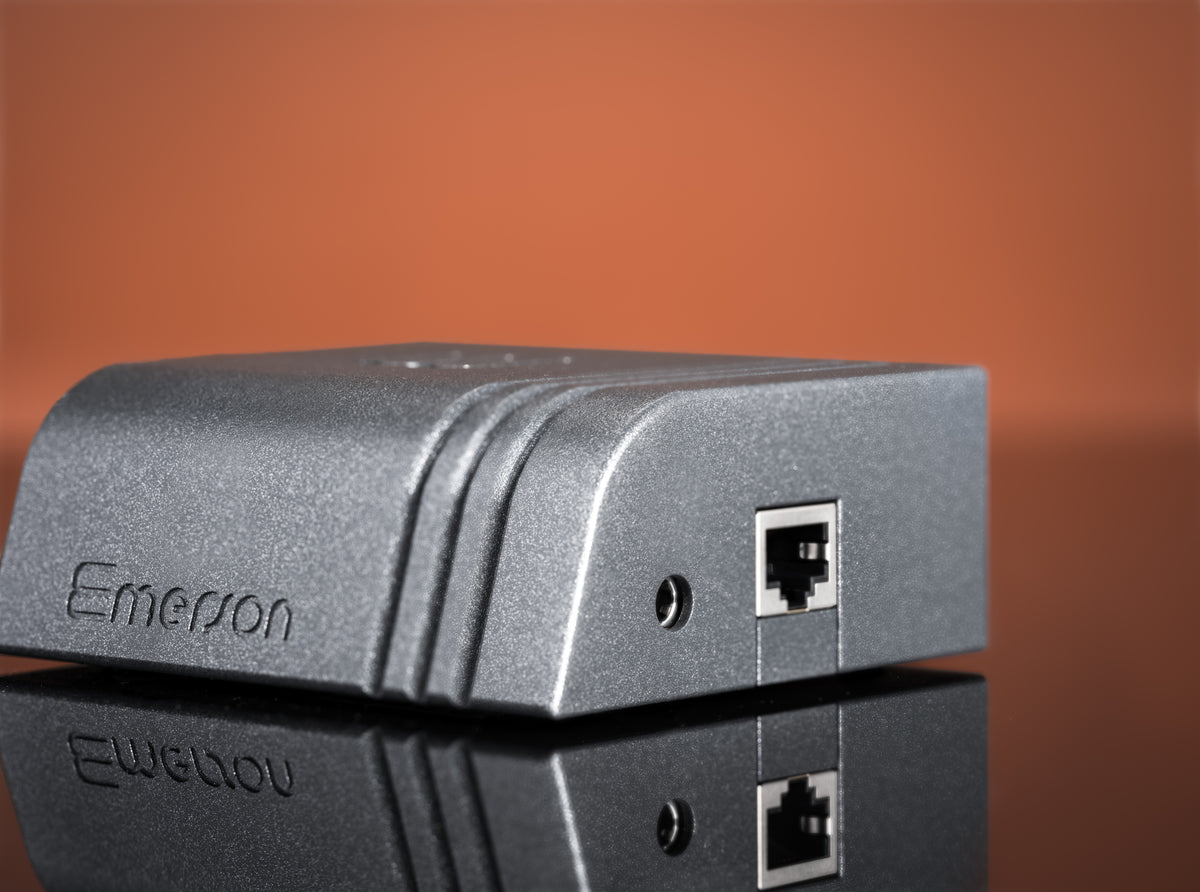 Wattson Audio Emerson DIGITAL in dark grey, close-up of the network and power connections