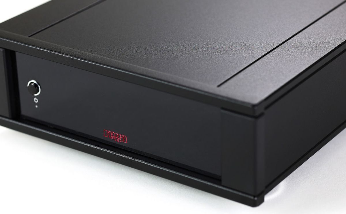 Rega AOS MC Phono Stage, official phono stage view 3