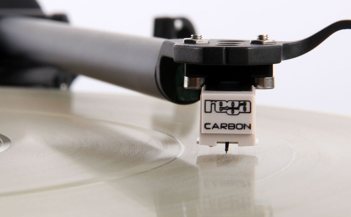 Rega Carbon Cartridge, official cartridge view 2