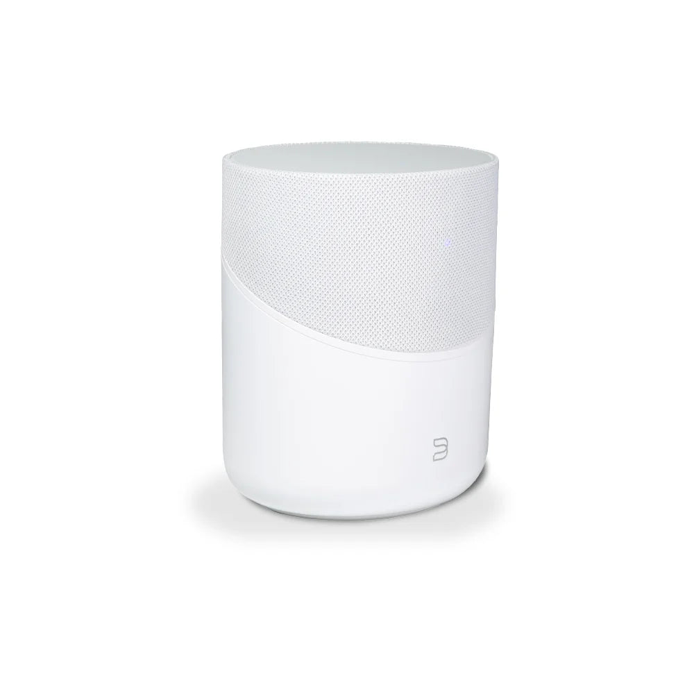 Bluesound PULSE M - White three-quarter view