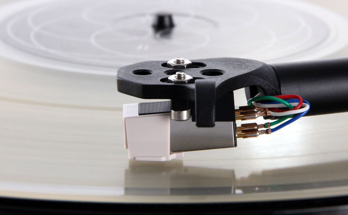 Rega Carbon Cartridge, official cartridge view 4