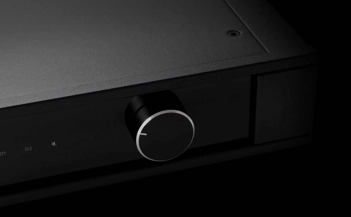 Rega Elex MK4 Integrated Amplifier, official integrated amplifier view 3