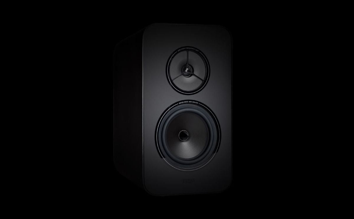 Rega Kyte Bookshelf Loudspeakers - official product detail 3