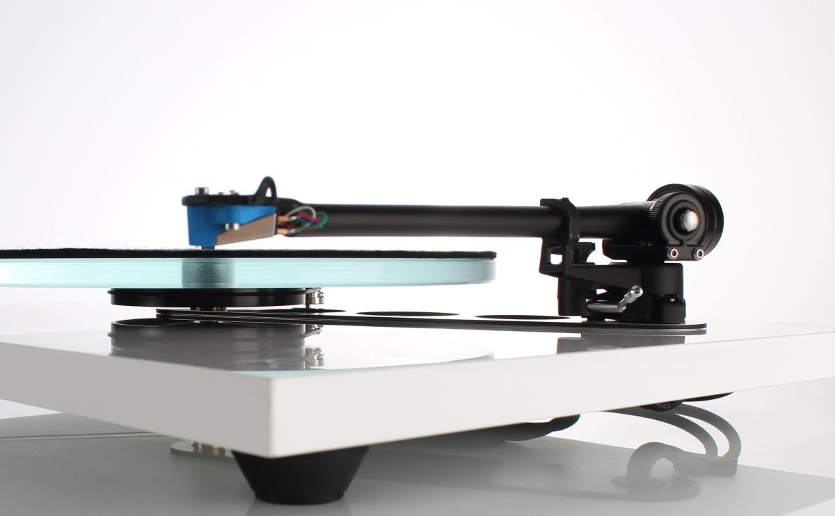 Rega RB330 Tonearm - official product detail 2